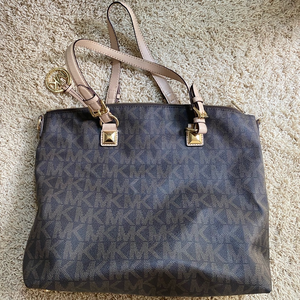 Michael Kors bag